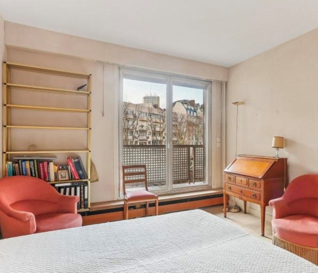 Appartement 57m², balcon, cave avec emplacement parking