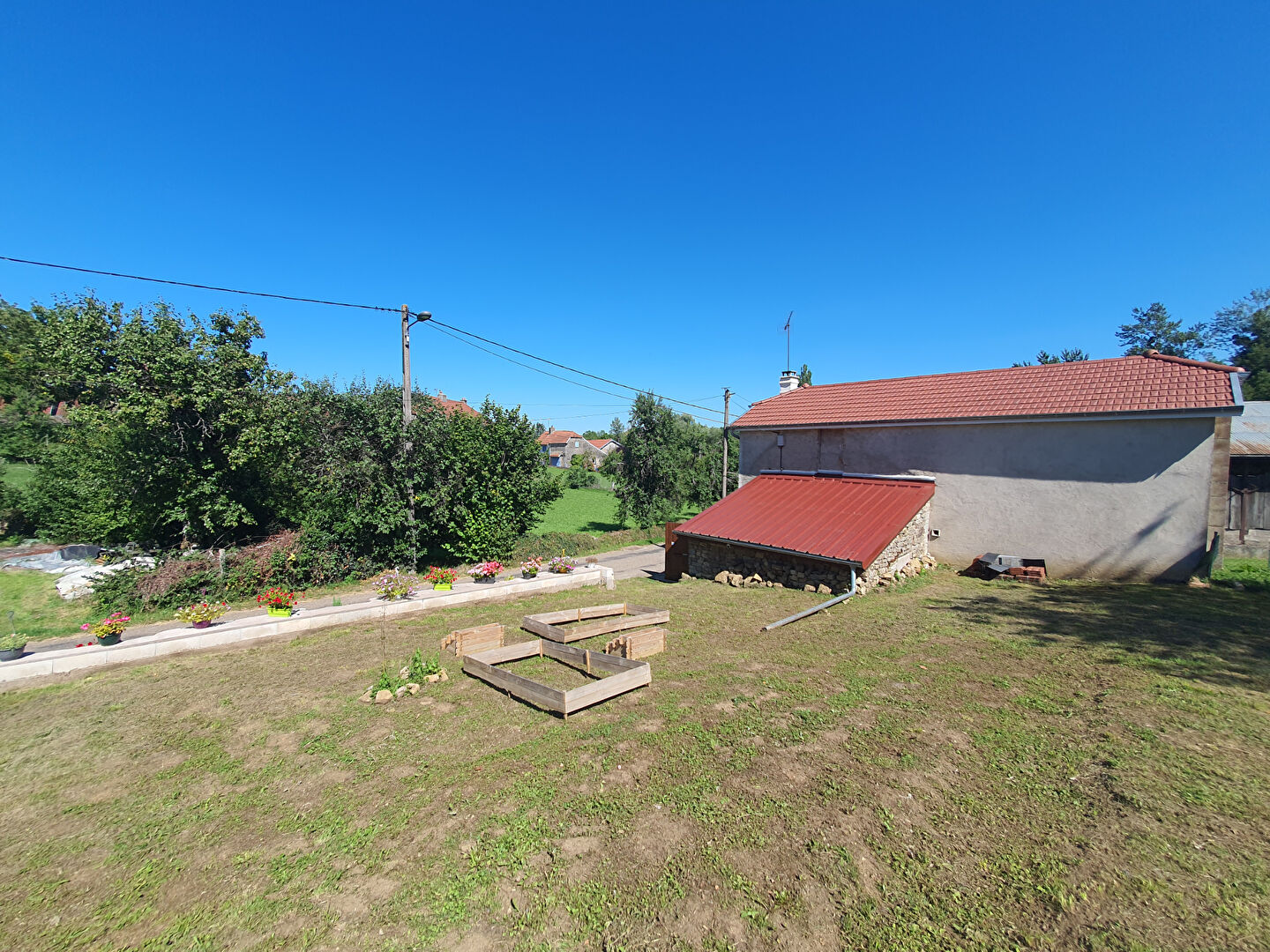 Maison Chauvirey Le Châtel 3 pièces 85m2 terrain 458m2