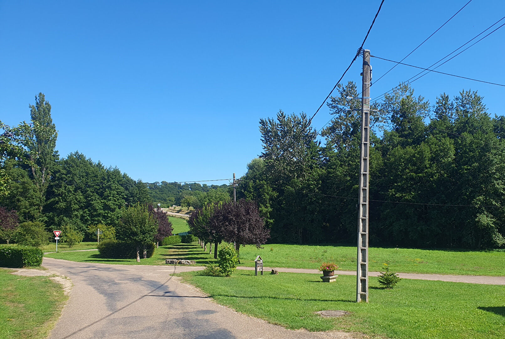 Maison Chauvirey Le Châtel 3 pièces 85m2 terrain 458m2