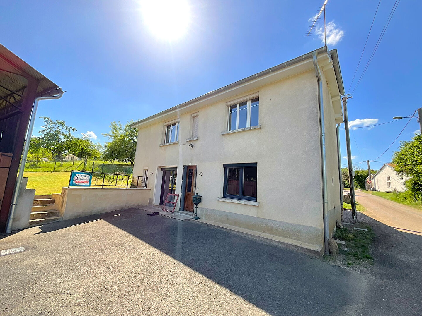 Maison Chauvirey Le Châtel 3 pièces 85m2 terrain 458m2