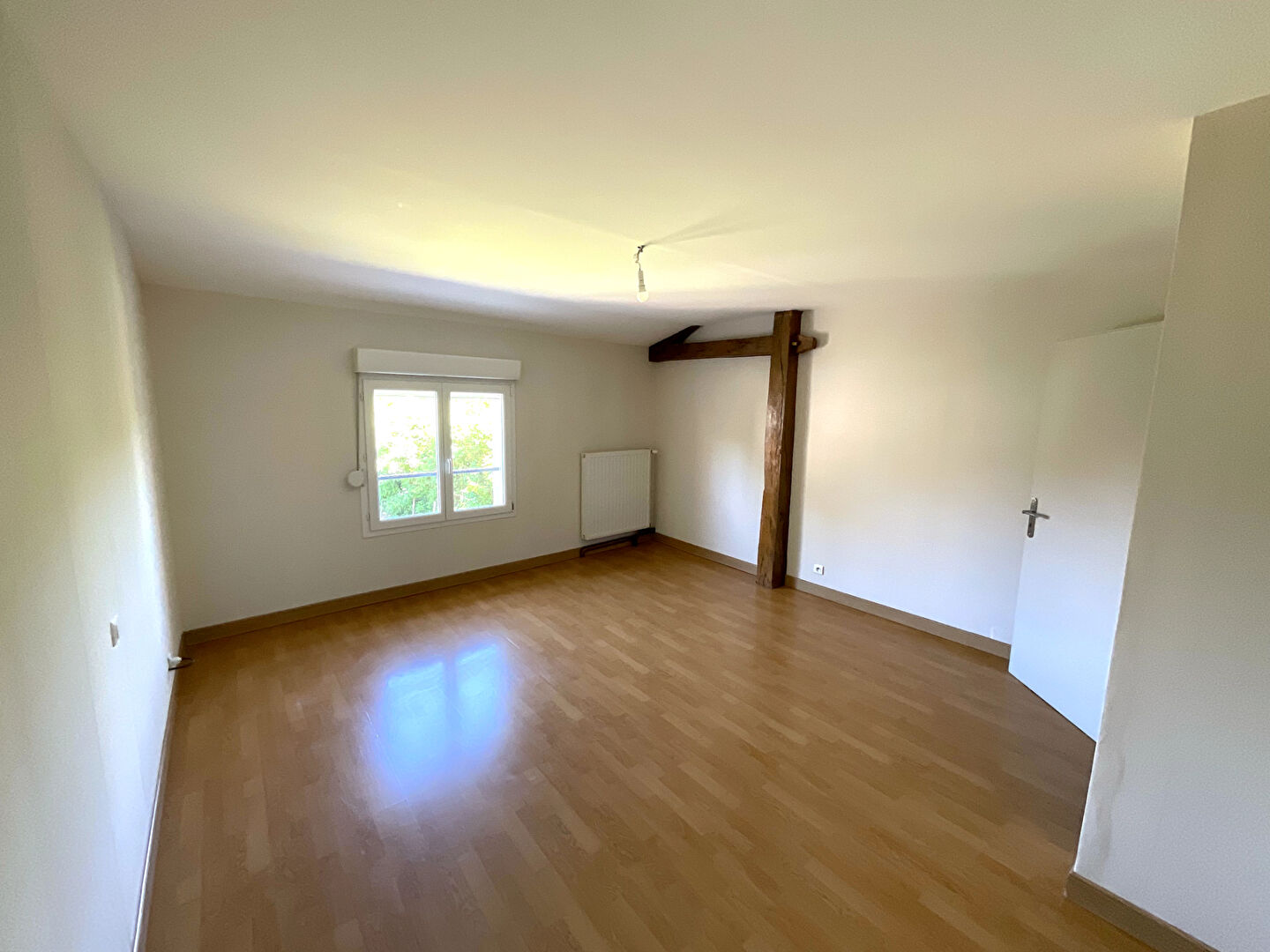 Maison Melincourt 6 pièces 150m2 habitables 4chambres 533m2 terrain