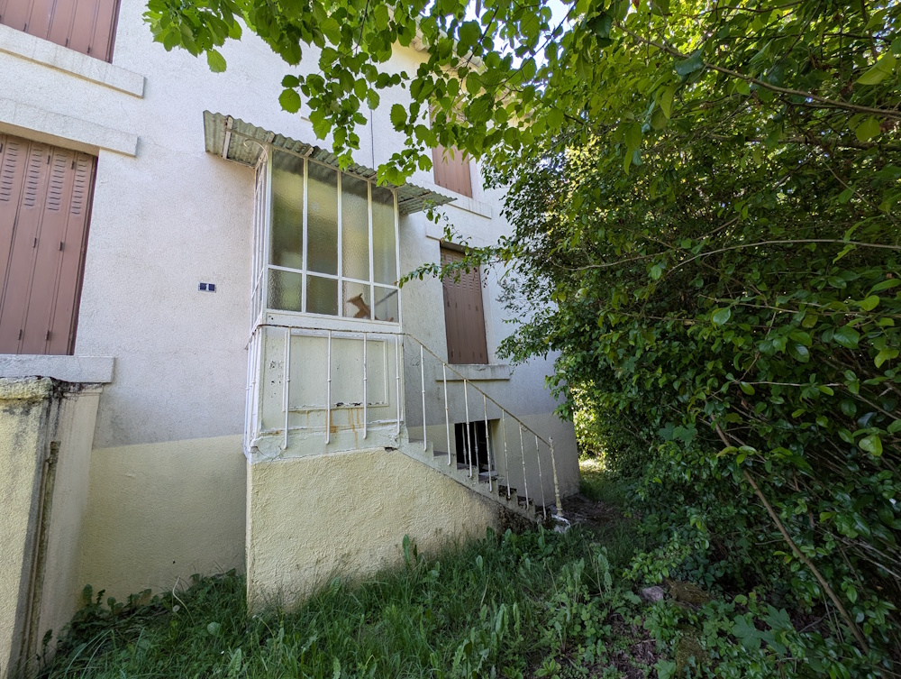 Maison ST LAURENT  65m² avec extention à aménager.