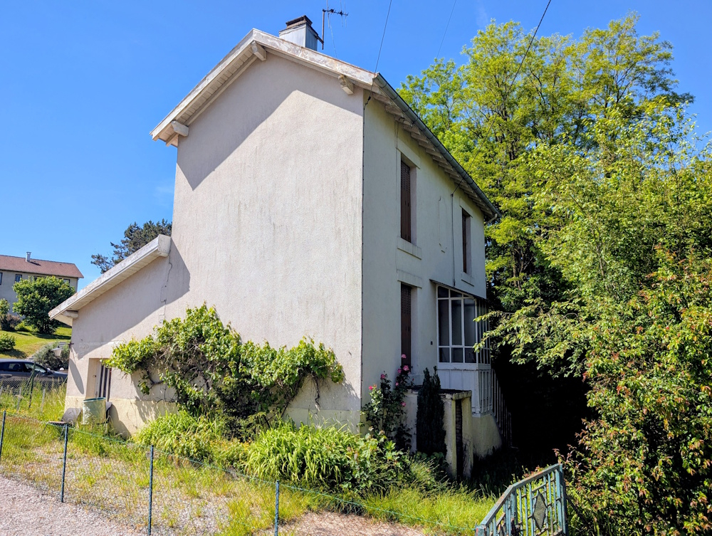 Maison ST LAURENT  65m² avec extention à aménager.