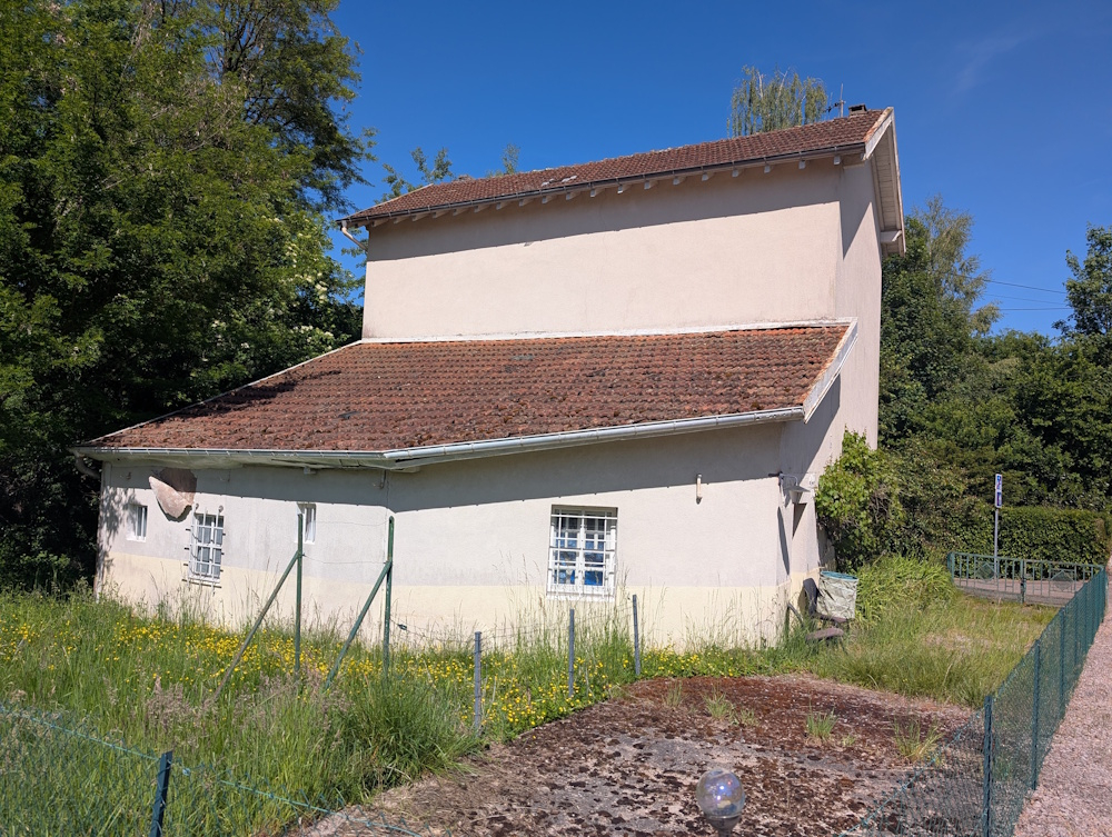Maison ST LAURENT  65m² avec extention à aménager.