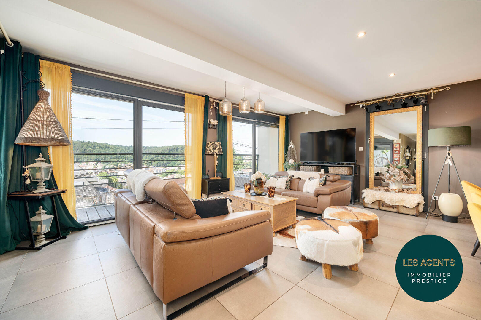 EPINAL - Maison contemporaine 9 pièces - 5 chambres -piscine-jacuzzi-garages