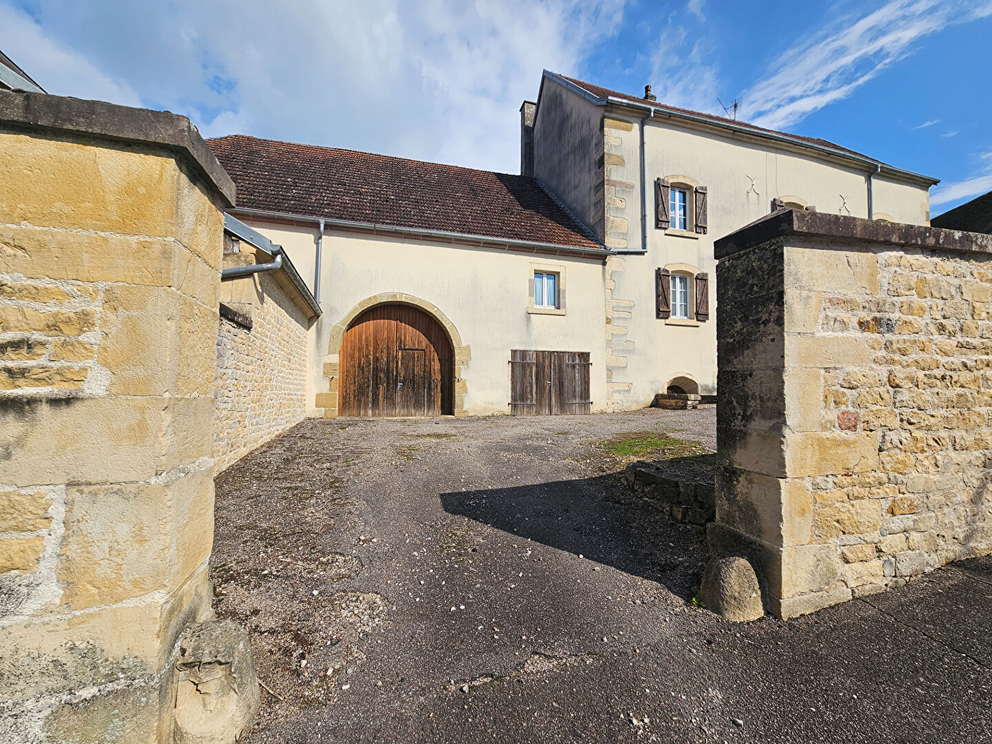 Presbytère Menoux 6 pièces 213 m2 habitables 2520m2 terrain
