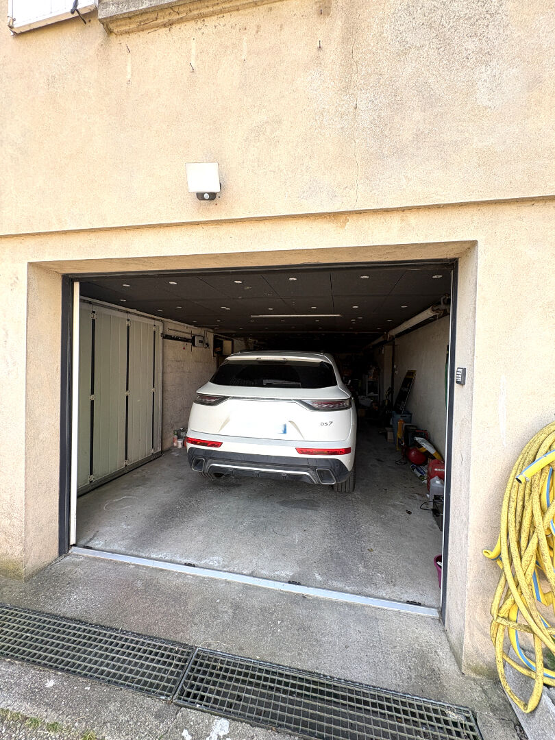 DOMBROT-LE-SEC - Pavillon d'env. 190 m2 - garage - jardin - 4 chambres