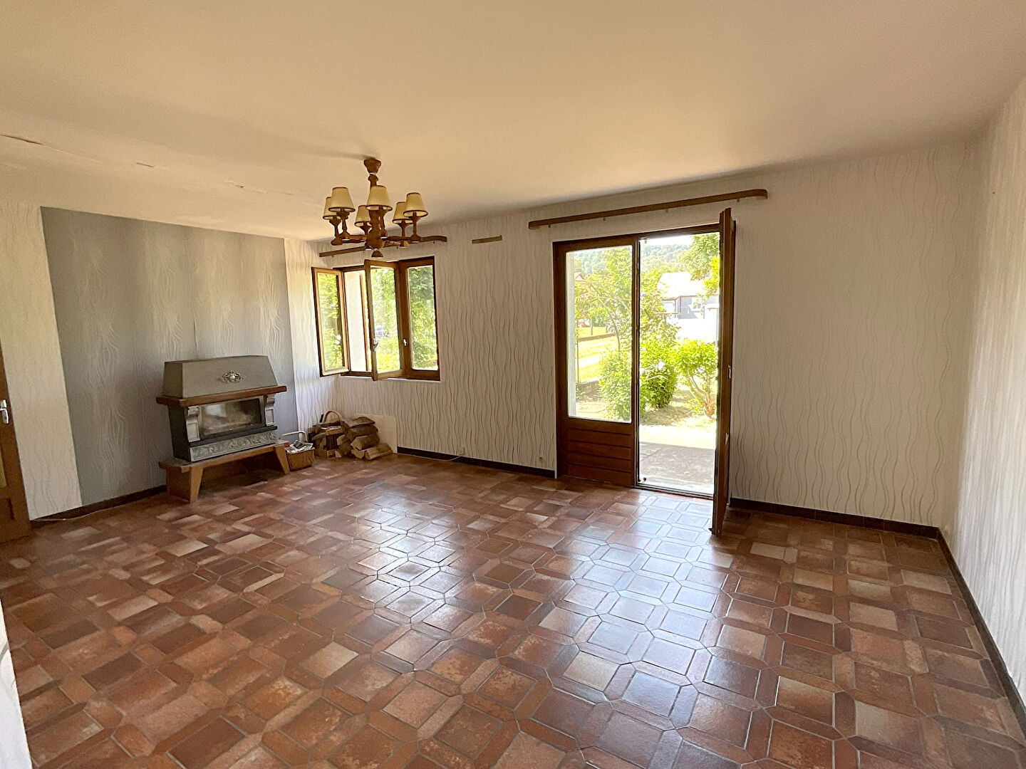 Maison Breurey Les Faverney 7 pièces 145m2 habitables 929m2 terrain