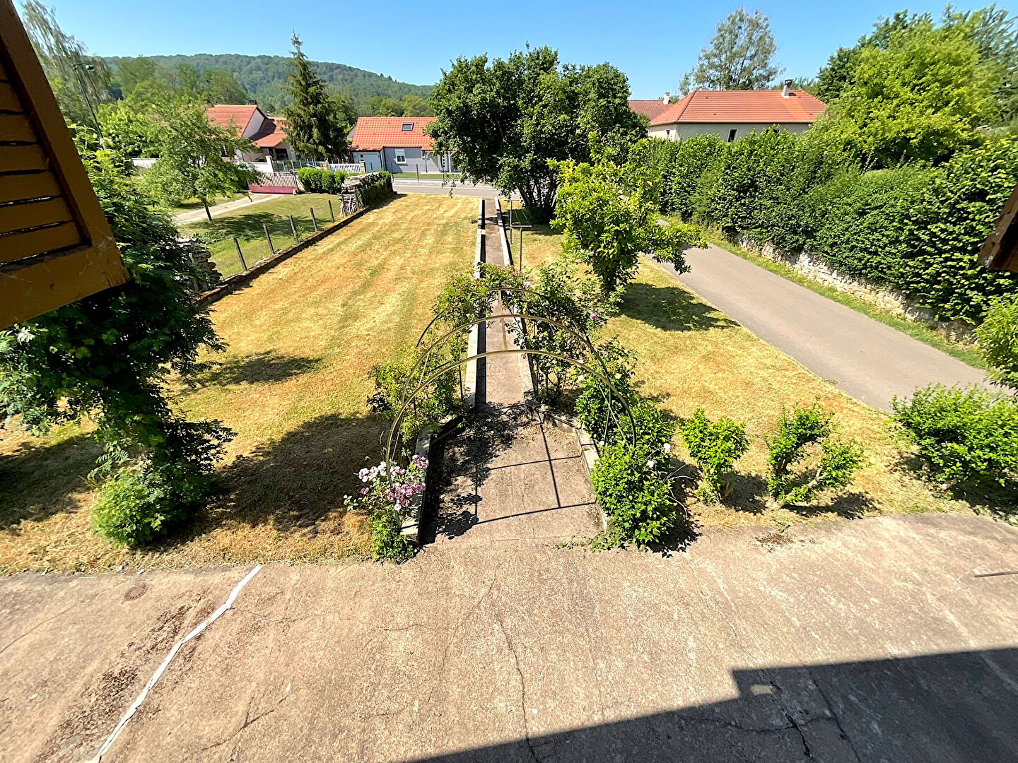 Maison Breurey Les Faverney 7 pièces 145m2 habitables 929m2 terrain