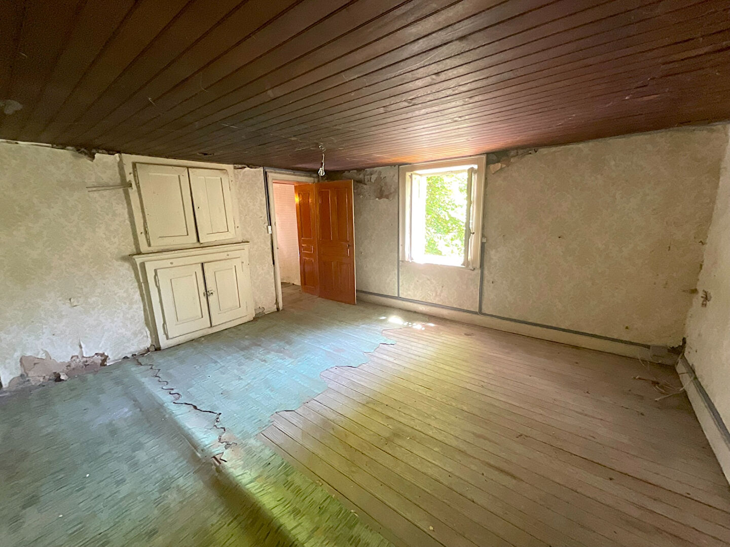 Corps de ferme Uzemain 3 pièces 60m2 habitables 996m2 terrain