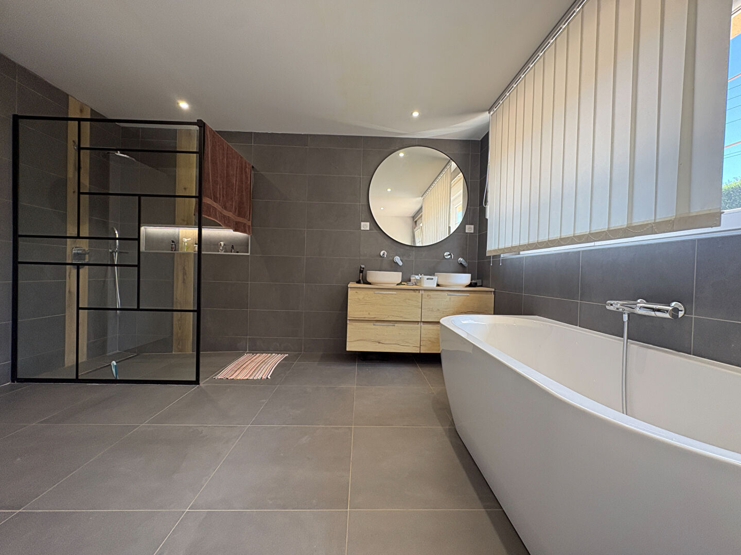 XERTIGNY - PAVILLON 104 m2 - 5 pièces  - jardin - garage