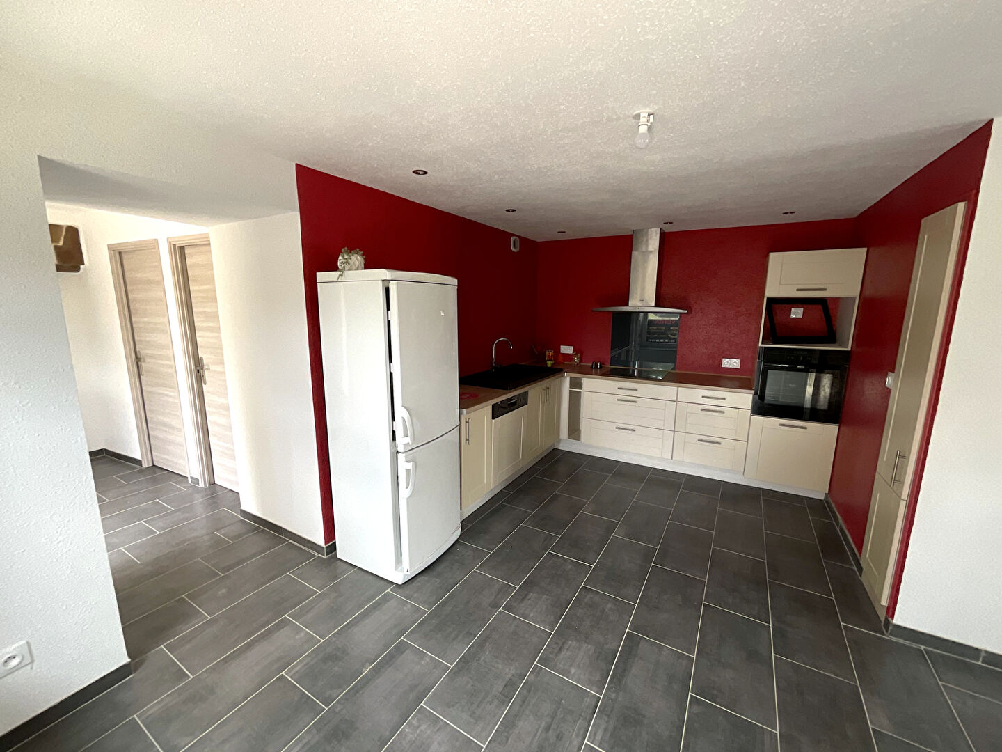 Maison Hautevelle 5 pièces 103 m2 habitables terrain 1070m2