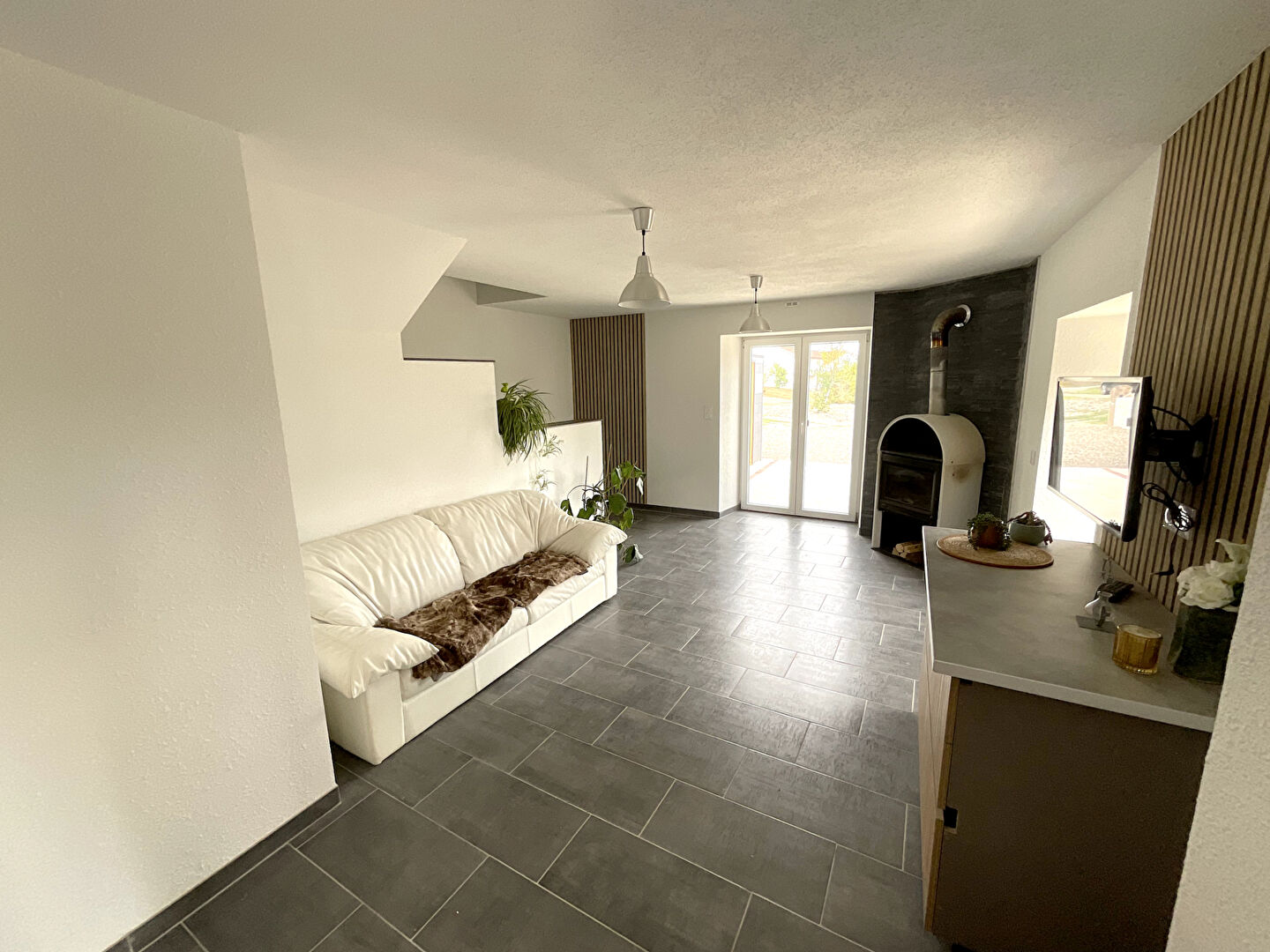 Maison Hautevelle 5 pièces 103 m2 habitables terrain 1070m2