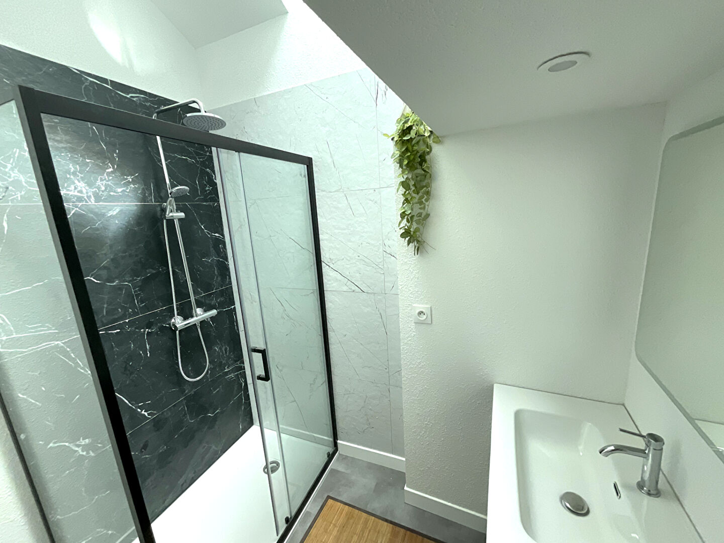 Maison Hautevelle 5 pièces 103 m2 habitables terrain 1070m2