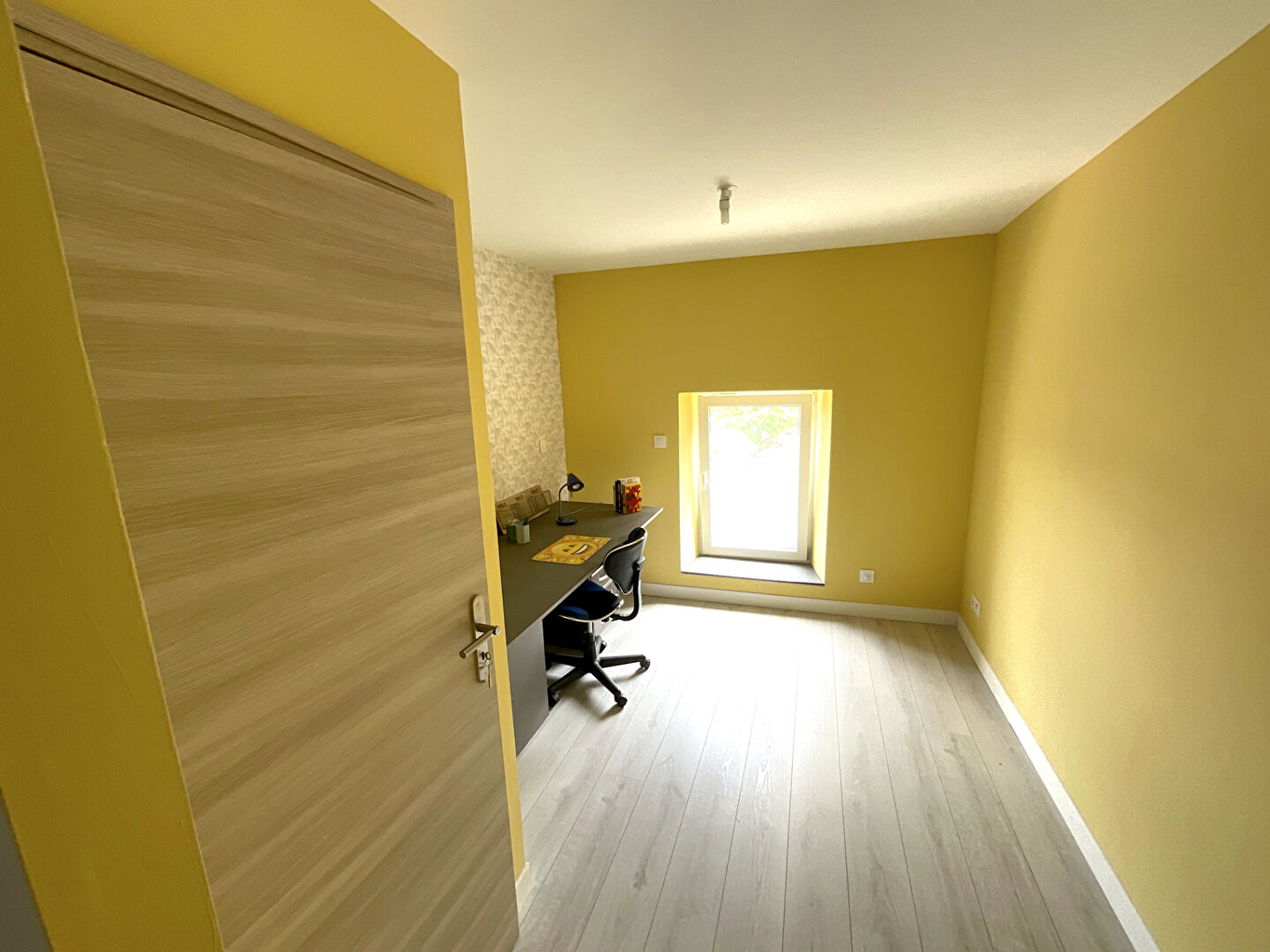 Maison Hautevelle 5 pièces 103 m2 habitables terrain 1070m2