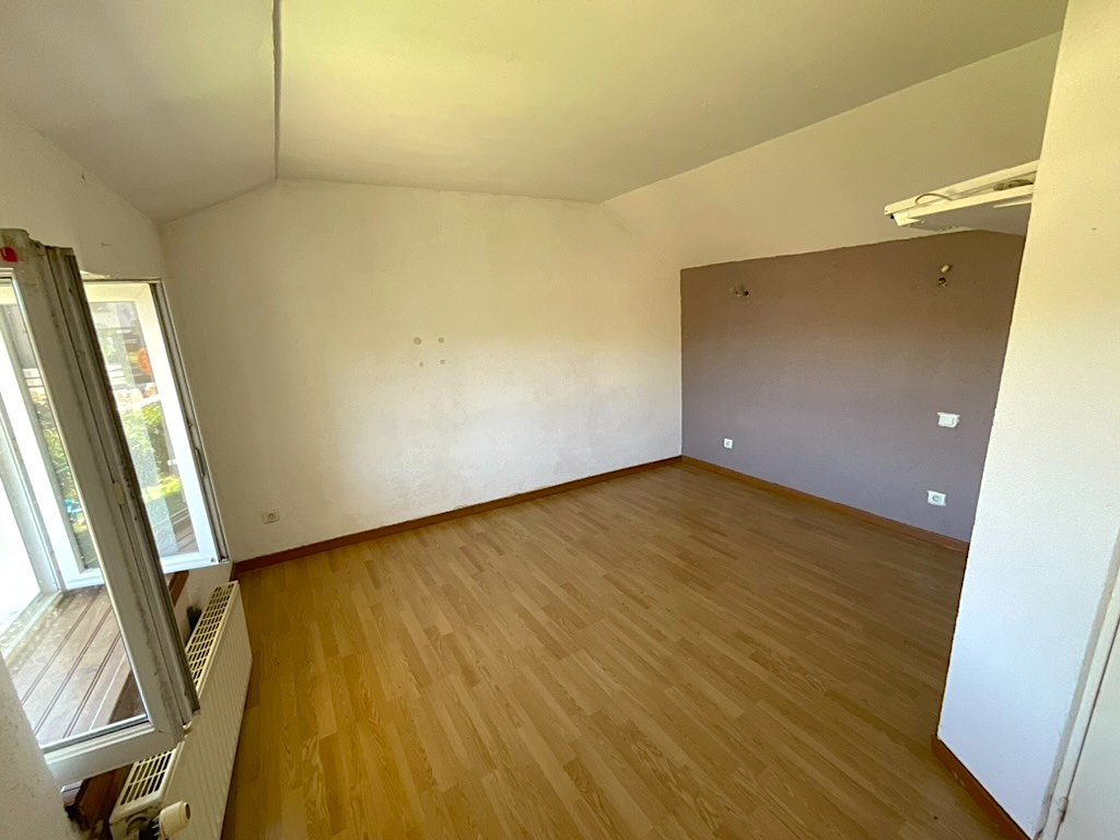 Immeuble de rapport 2 appartements Vauvillers 203m2