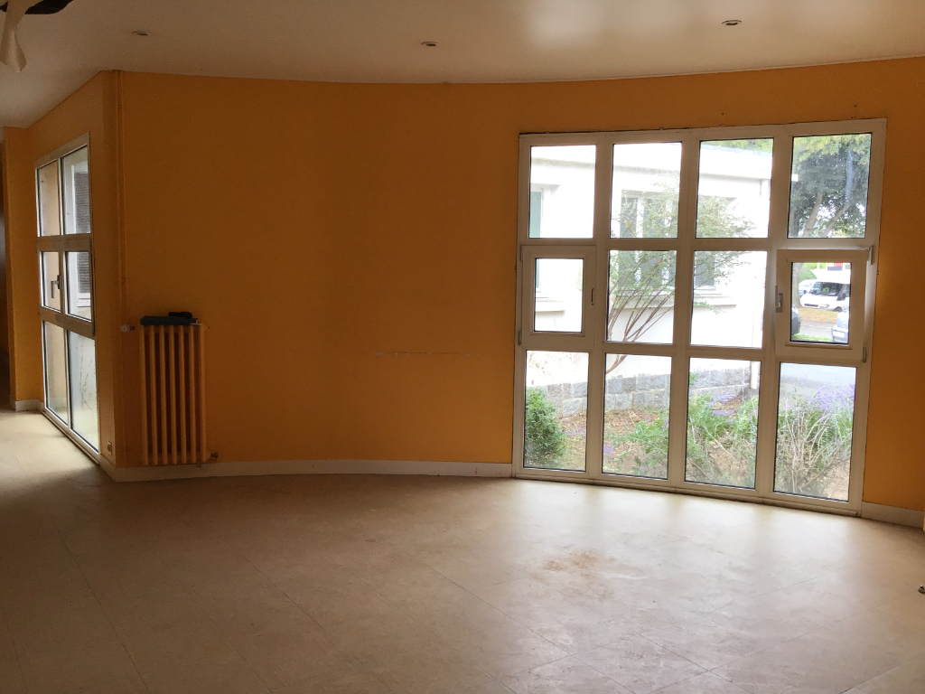 Photo PLANCOET CENTRE  PLEIN PIED (haut)BIEN A RENOVER  EN MAISON image 6/6