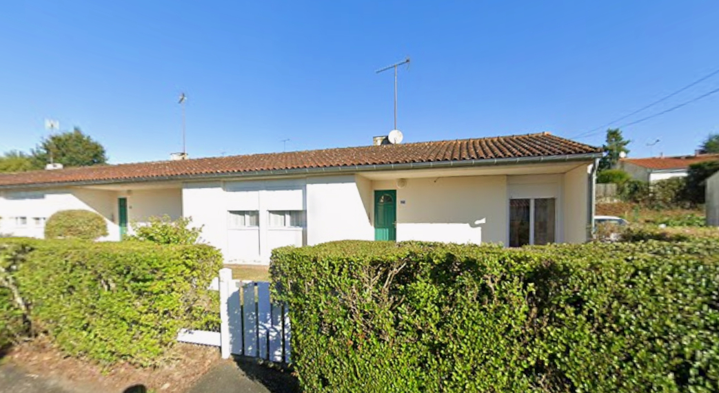 Maison 4 pièces 76 m2 TREMENTINES Jardin