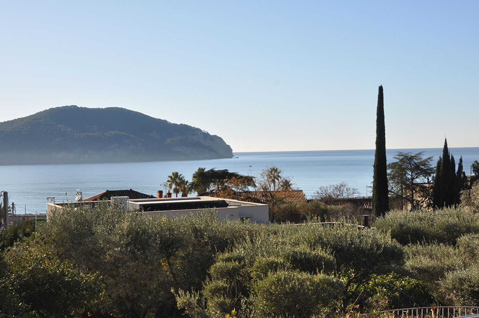 Photo Villa récente Vue mer 220 m² Les Lecques image 2/6