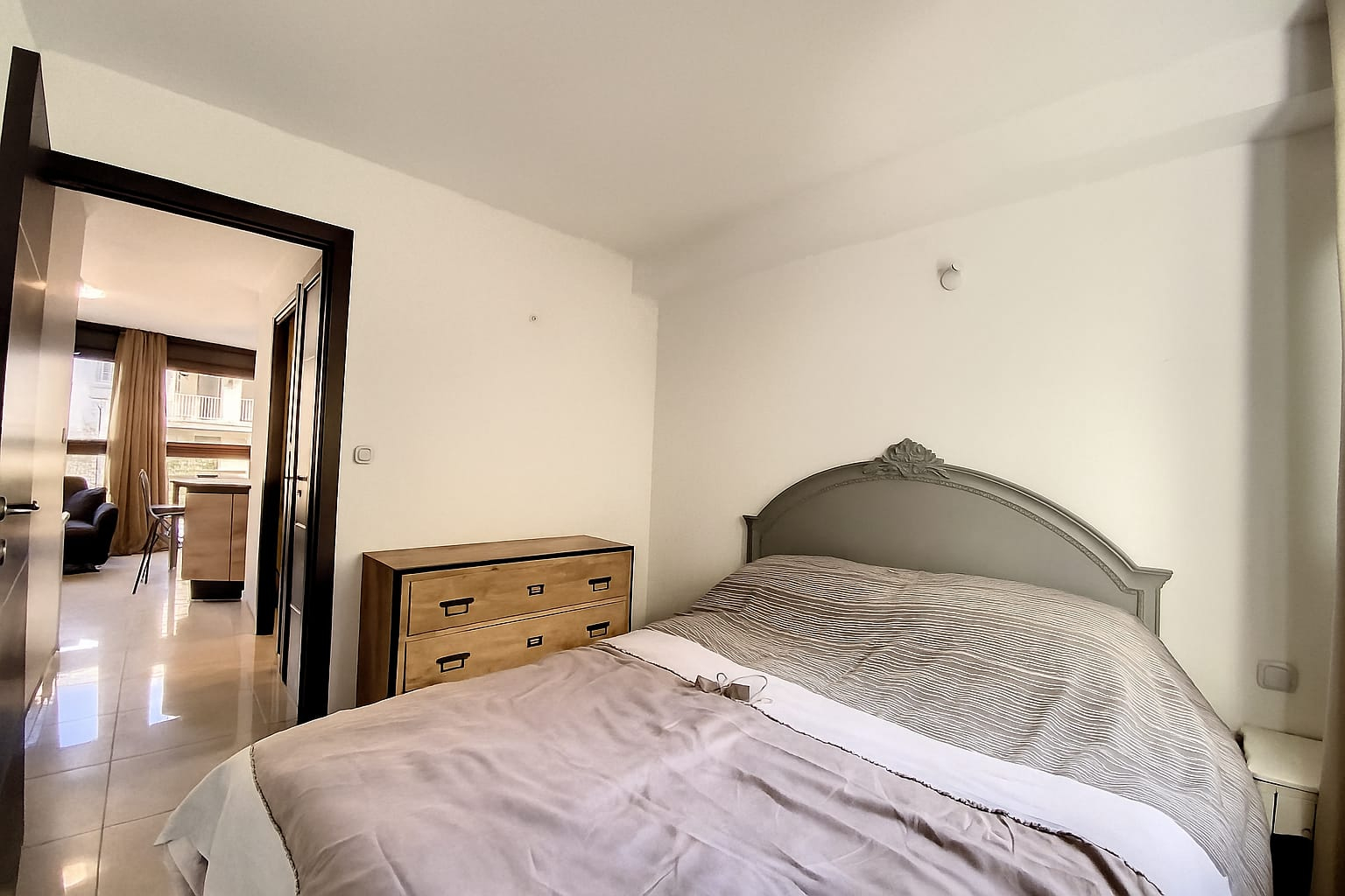 Photo T2  bord de mer aux Lecques image 3/4