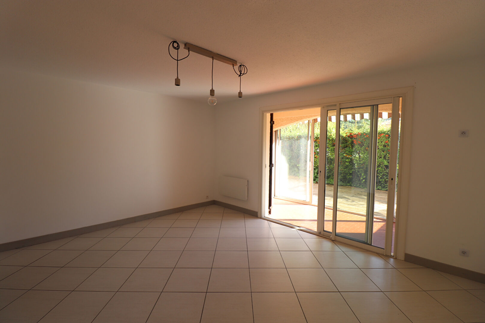 Photo Appartement ST CYR S/MER image 3/6