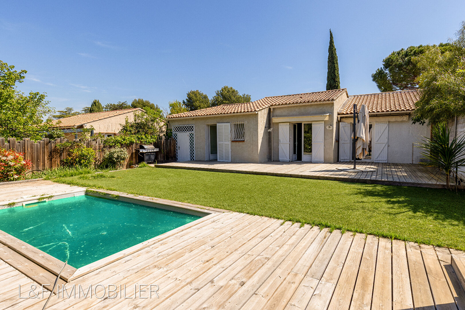 Agence immobilière de L et F IMMOBILIER St cyr sur mer - L ,  F IMMOBILIER