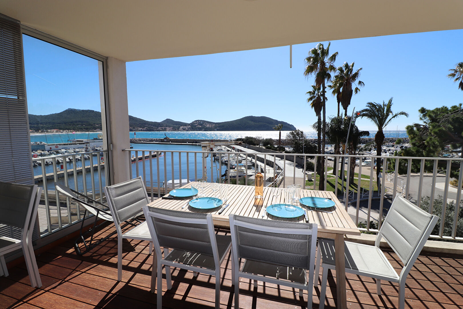 Agence immobilière de L et F IMMOBILIER St cyr sur mer - L ,  F IMMOBILIER