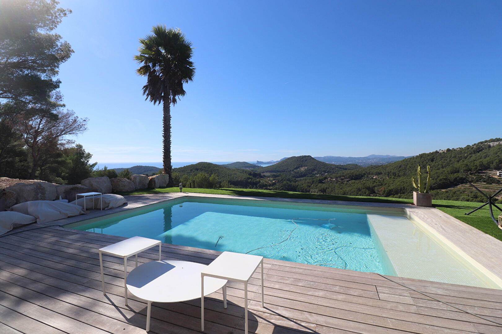 Maison  5 pièce(s) 150 m2