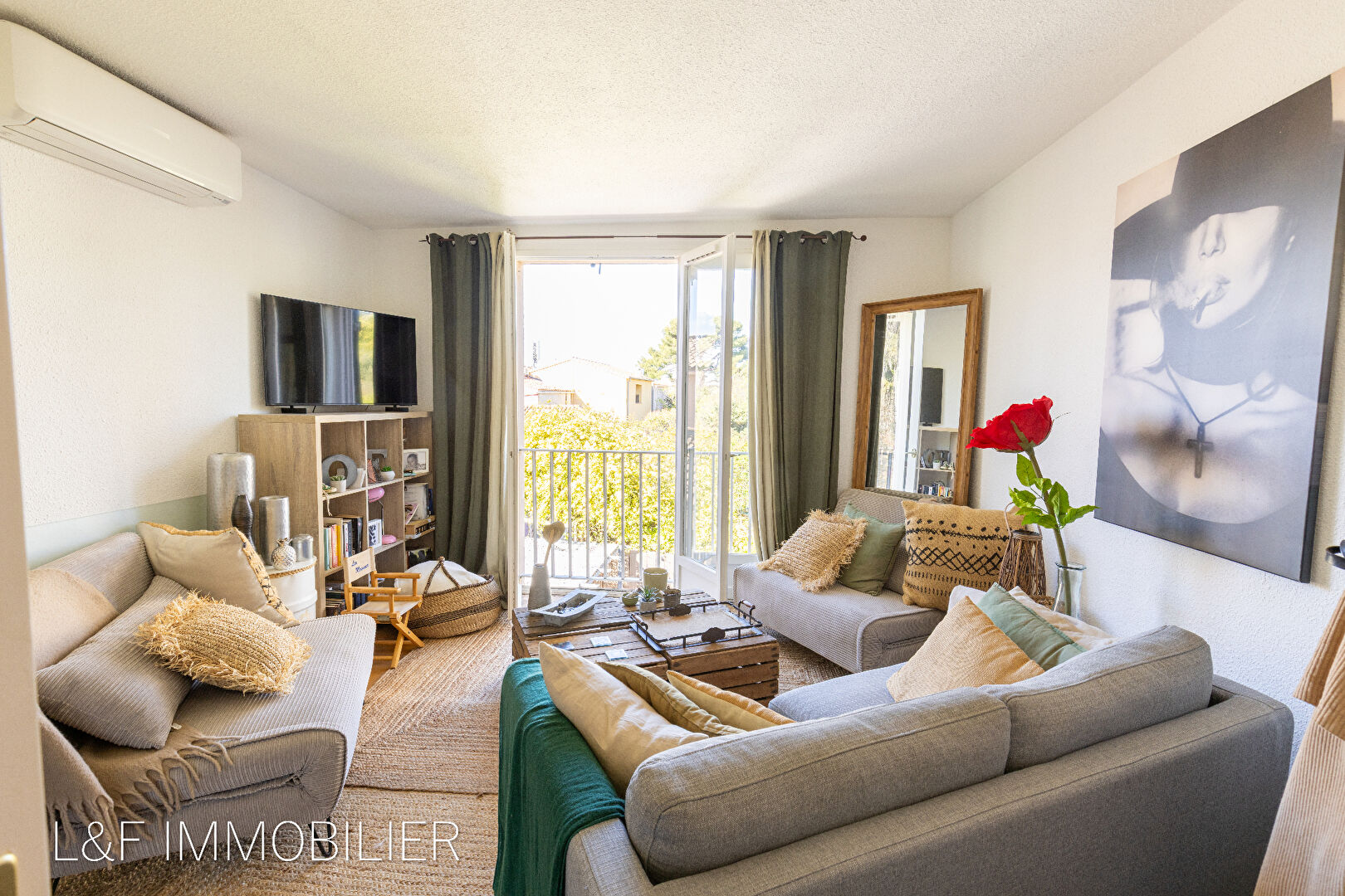 Agence immobilière de L et F IMMOBILIER St cyr sur mer - L ,  F IMMOBILIER