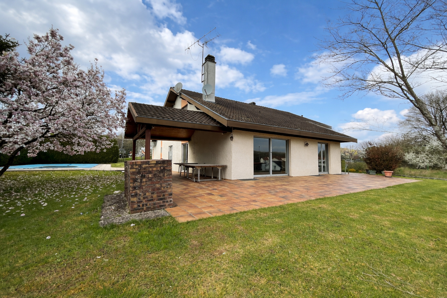 Agence immobilière de LETONDAL IMMOBILIER Pirey - LETONDAL IMMOBILIER SARL