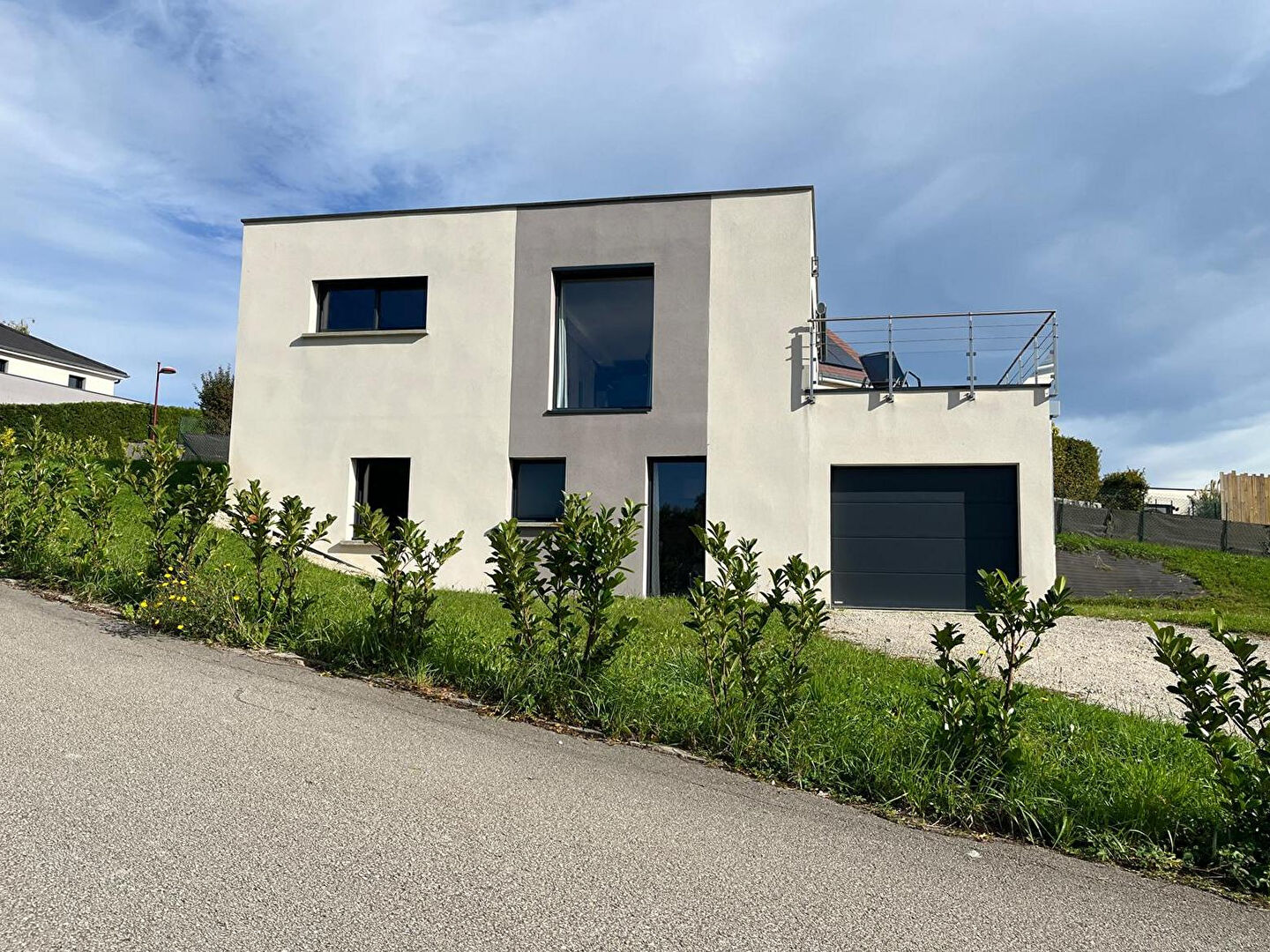 Miserey-Salines : Maison récente 5 pièce(s) 125.44 m2