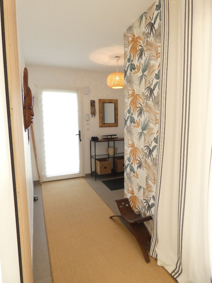 Photo Saint-Vit : Maison récente sur 7 ares de terrain plat image 6/6