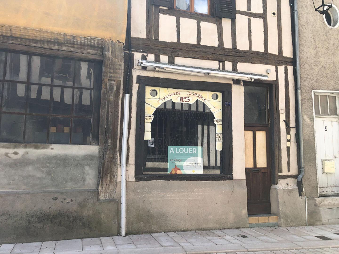 Agence immobilière de LE VILLAGE IMMOBILIER - LE VILLAGE IMMOBILIER Aubigny-