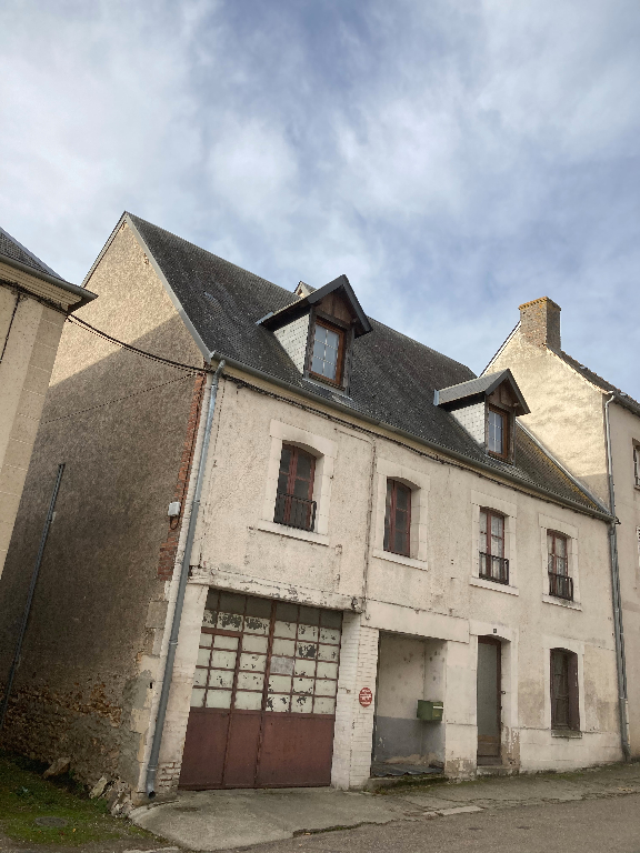 Photo Entrepôt / local industriel Ivoy Le Pre 400 m2 plus appartement à finir. image 4/6