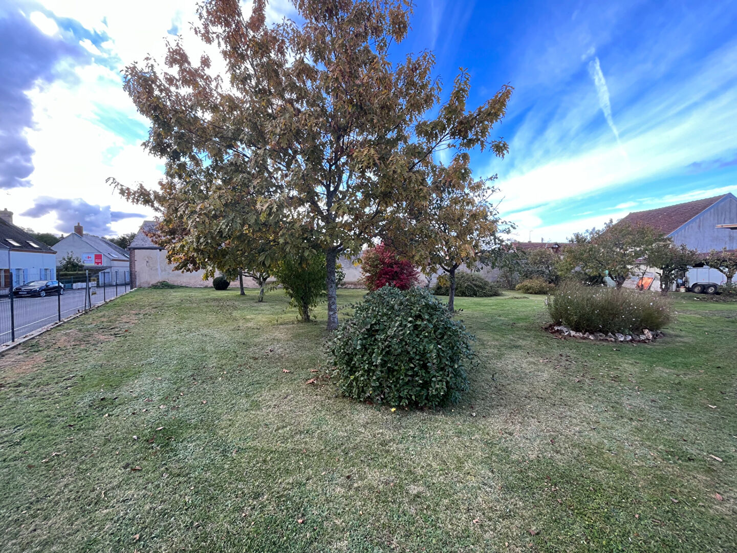 Photo Terrain Aubigny Sur Nere 607 m2 image 3/4