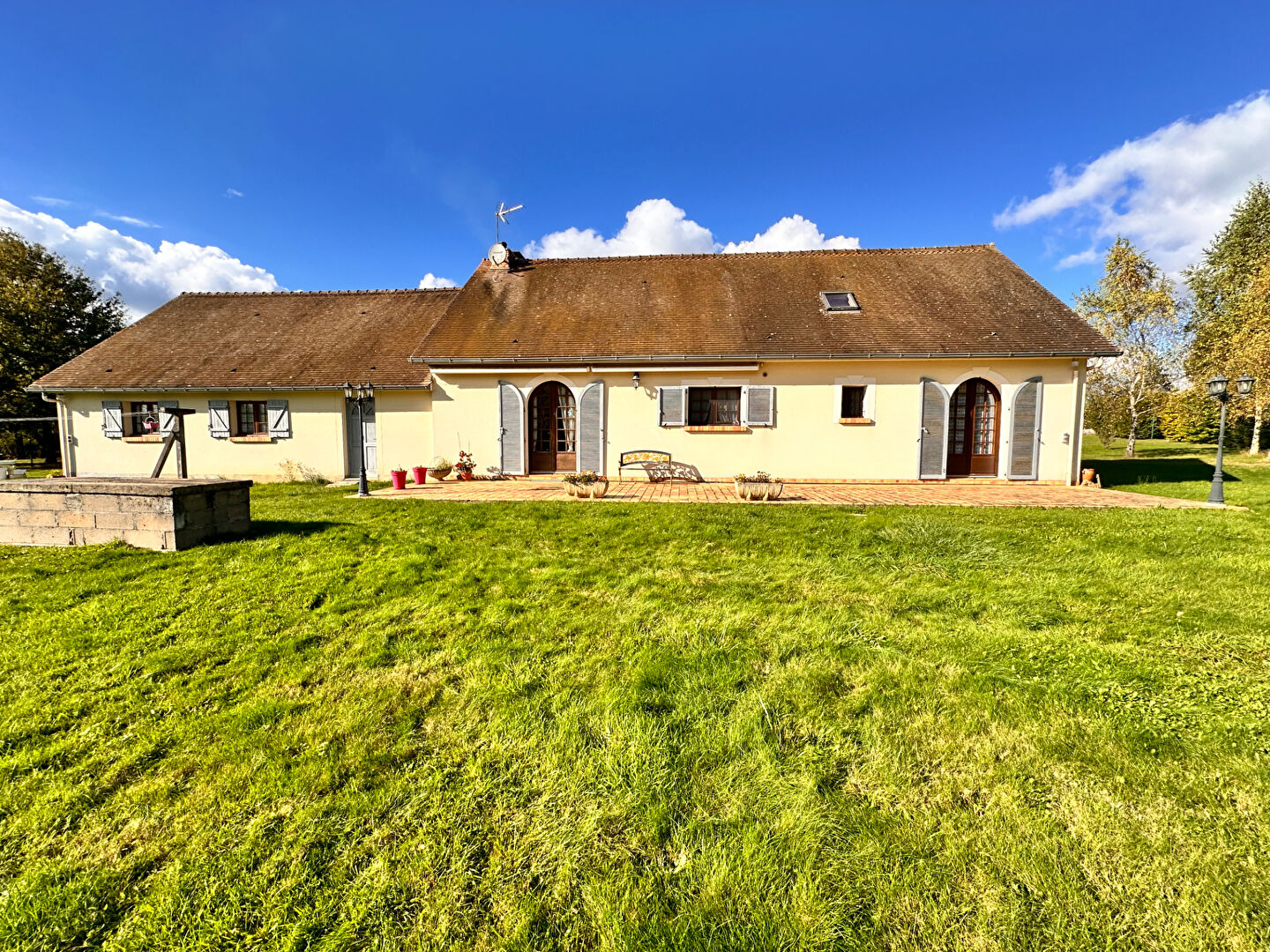 Agence immobilière de LE VILLAGE IMMOBILIER - LE VILLAGE IMMOBILIER Henrichemont
