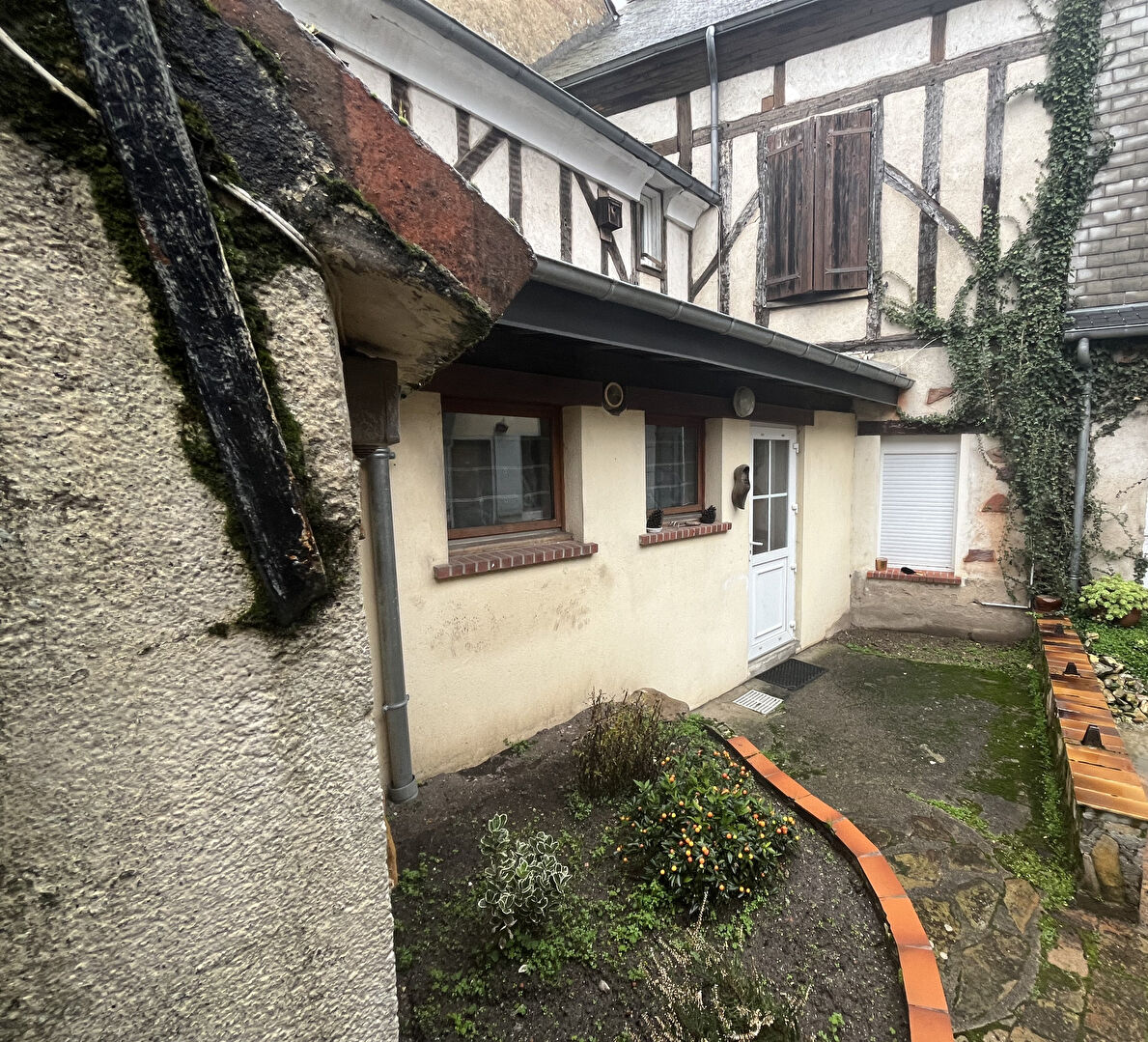 Immeuble Aubigny Sur Nere 6 pièce(s) 118 m2