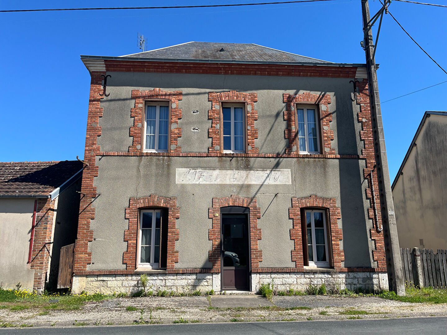 Agence immobilière de LE VILLAGE IMMOBILIER - LE VILLAGE IMMOBILIER Henrichemont