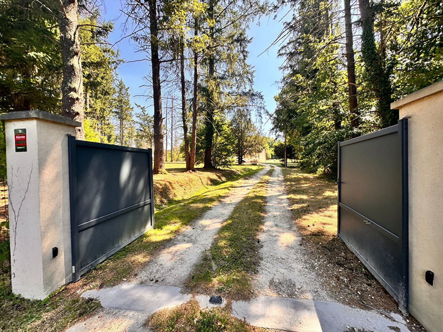 Maison Cerdon 6 pièce(s) 220 m2