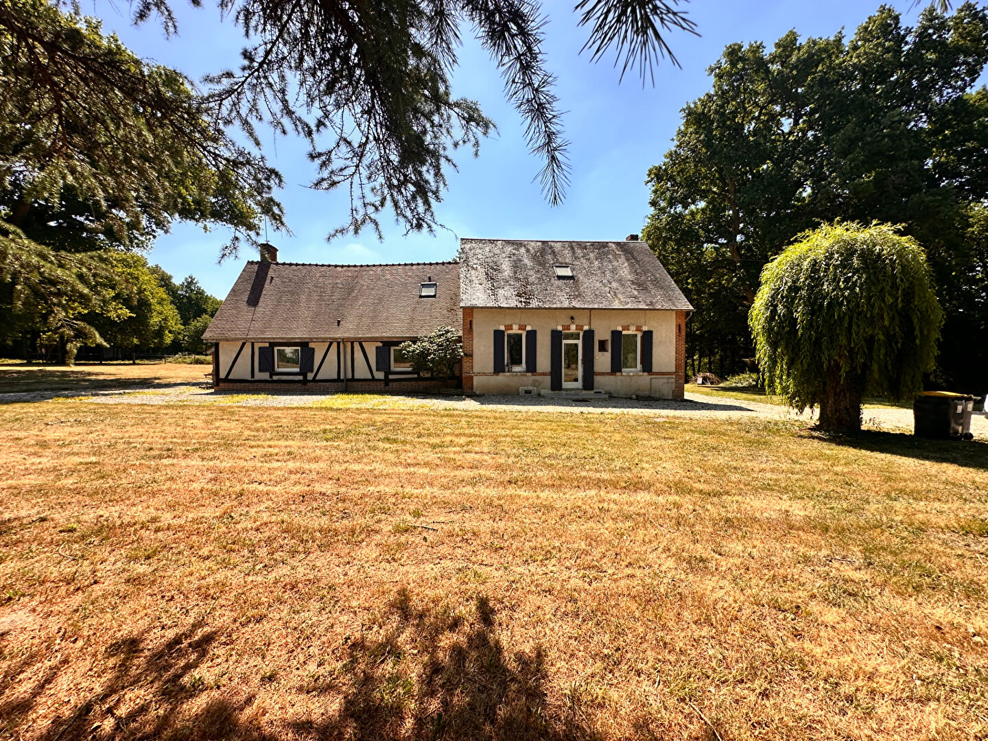 Photo Maison Cerdon 6 pièce(s) 220 m2 image 5/6