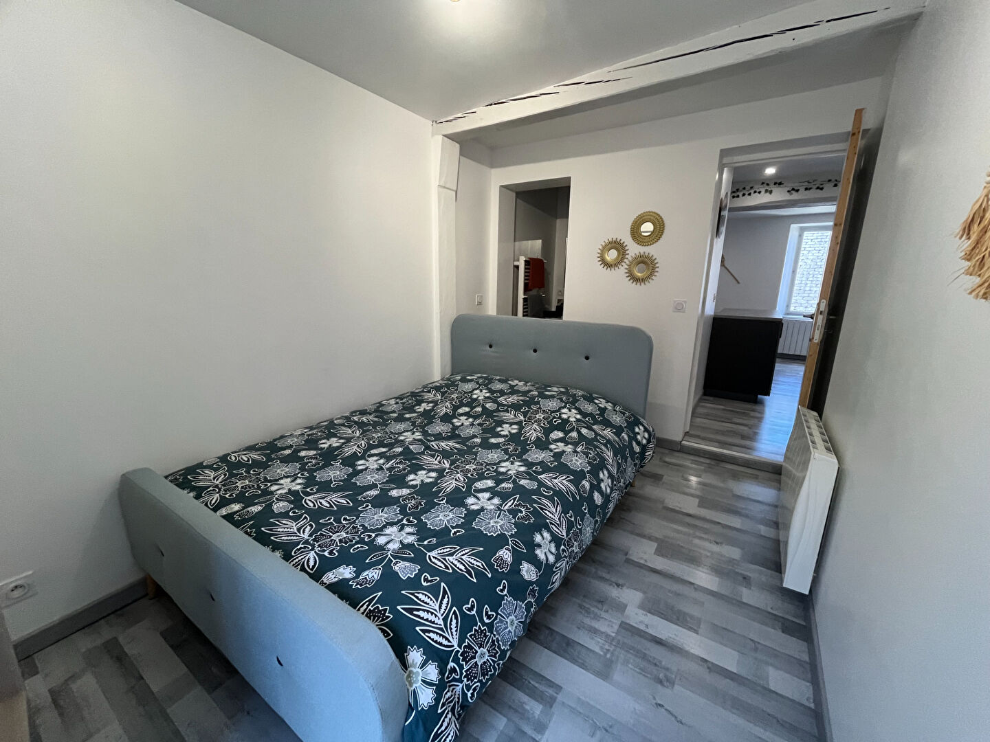 Photo Immeuble Aubigny Sur Nere 4 pièce(s) 91.7 m2 image 4/6