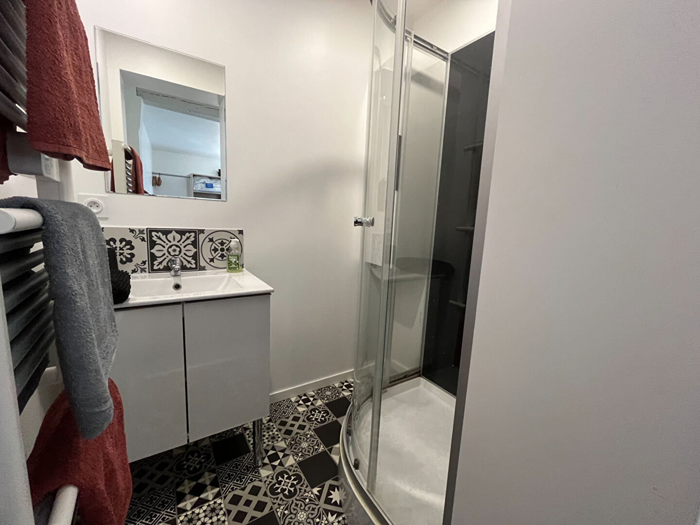 Photo Immeuble Aubigny Sur Nere 4 pièce(s) 91.7 m2 image 5/6