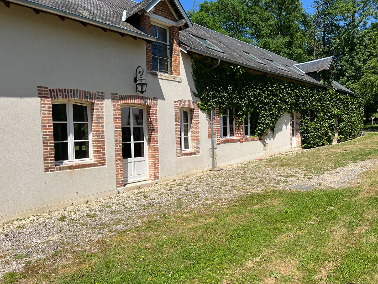 Agence immobilière de LE VILLAGE IMMOBILIER - LE VILLAGE IMMOBILIER Aubigny-