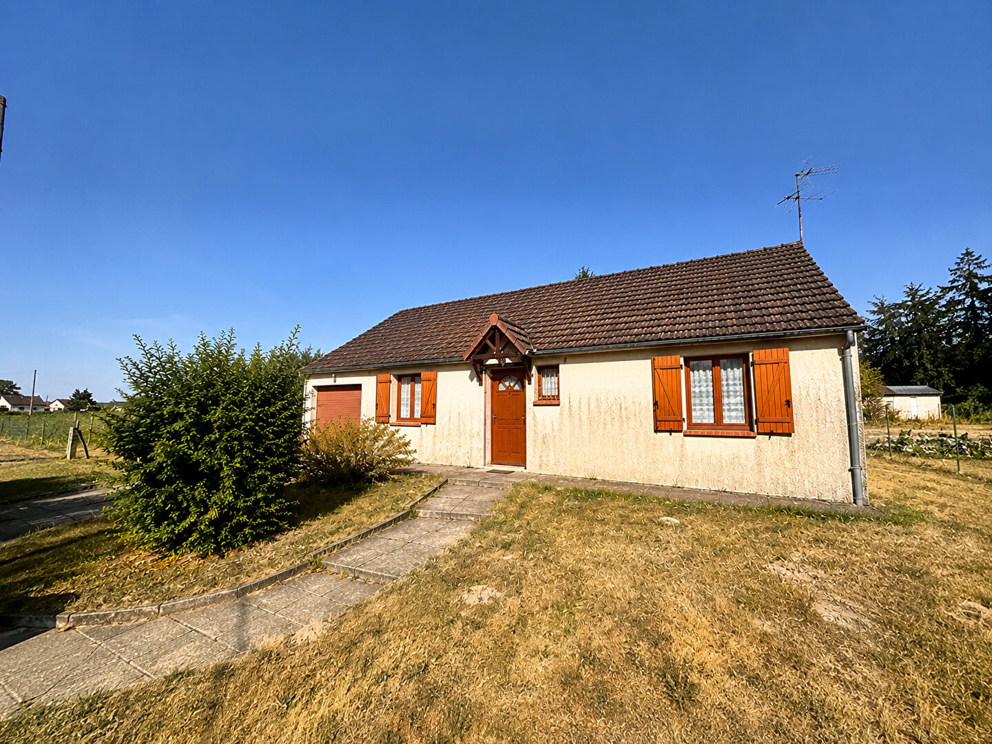 Agence immobilière de LE VILLAGE IMMOBILIER - LE VILLAGE IMMOBILIER Aubigny-