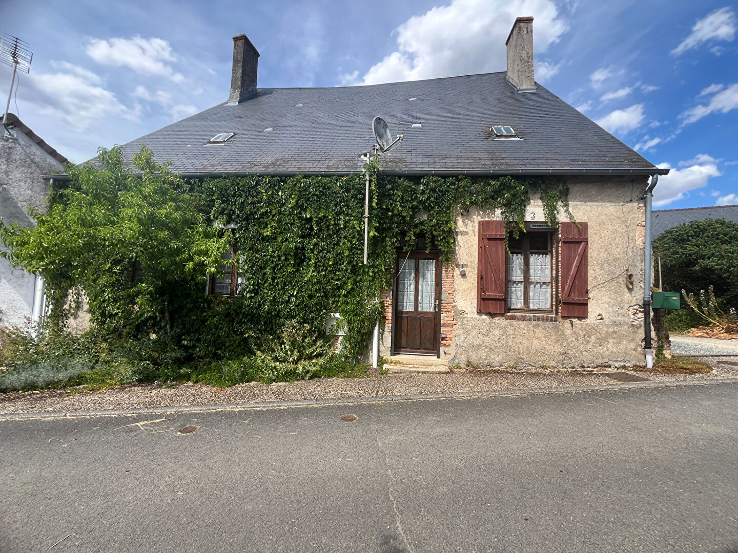 Agence immobilière de LE VILLAGE IMMOBILIER - LE VILLAGE IMMOBILIER Henrichemont