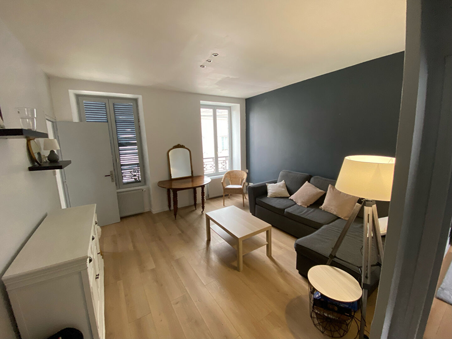 Photo Appartement 2 pièces dans le centre-ville de Meung-sur-Loire image 2/4