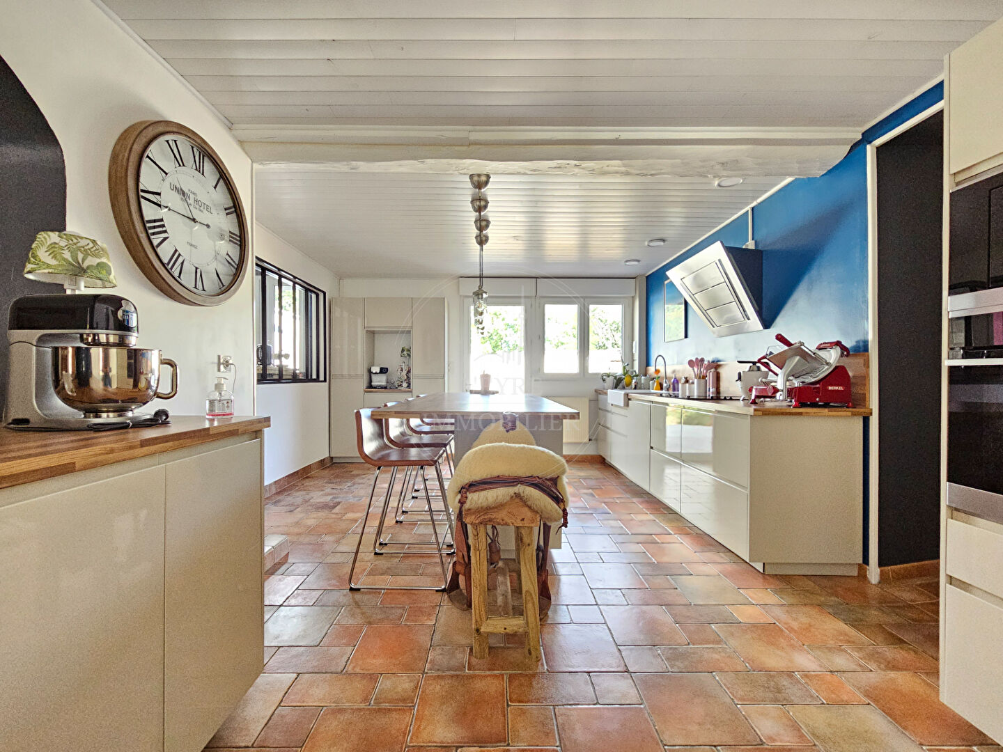 Photo Maison 5 pièces 128 m² + Grange  60 m² SALLES image 5/6