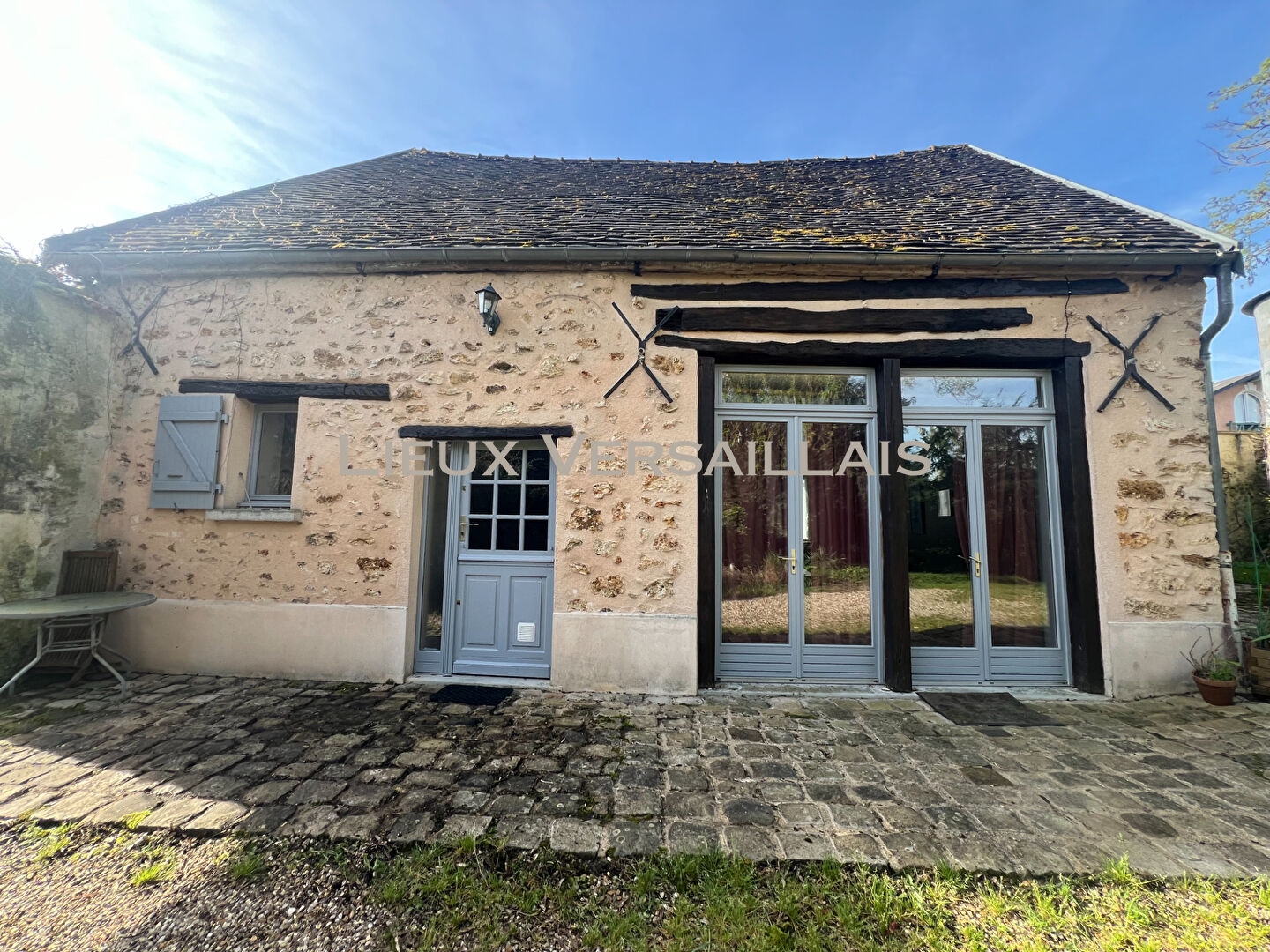 Photo Maison meublée LES LOGES EN JOSAS - 4 pièces - 100.07 m2 image 2/6