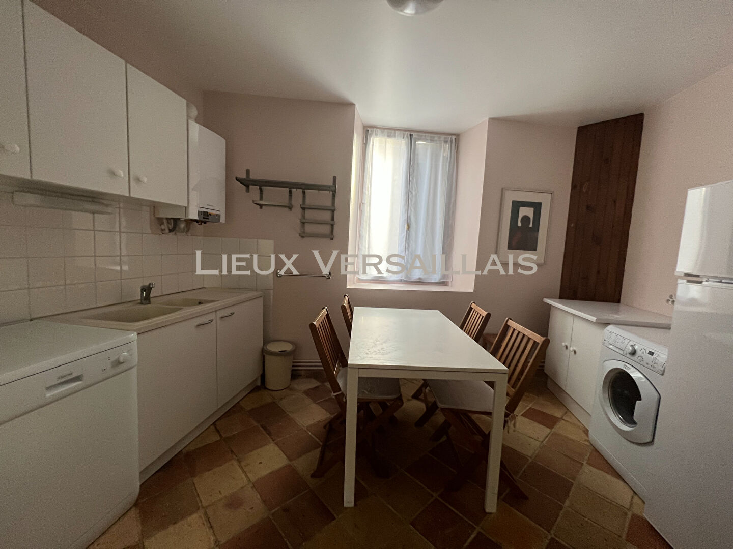 Photo Maison meublée LES LOGES EN JOSAS - 4 pièces - 100.07 m2 image 5/6