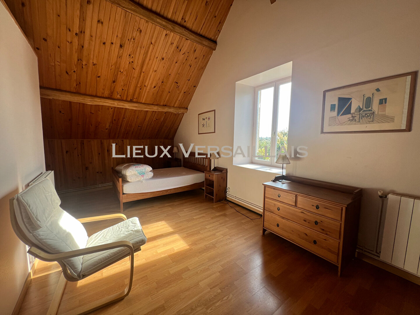 Photo Maison meublée LES LOGES EN JOSAS - 4 pièces - 100.07 m2 image 6/6